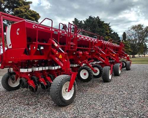 Sembradora Crucianelli Gringa 30 Surcos a 42 Mecanica