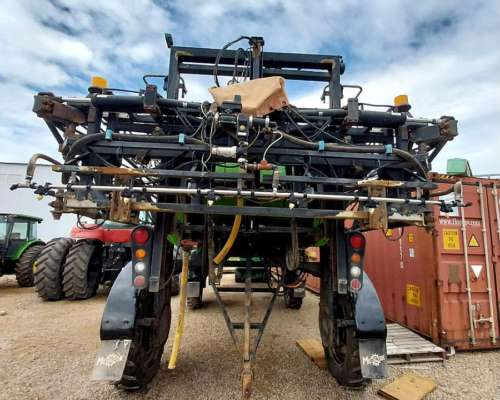 Pulverizadora Metalfor 3200 año 2013.