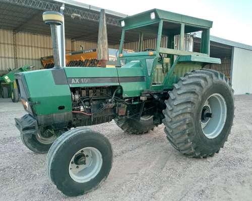 Tractor Deutz Fahr AX100 con 23,1x30
