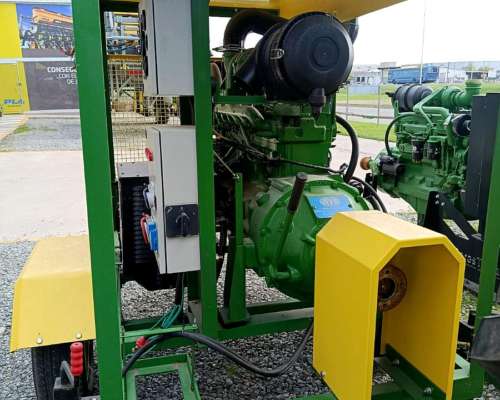 Motor John Deere 113 HP con Generador y Embrague