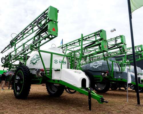 Pulverizadora Futur 4000 Metalfor - Nueva - 4000 L