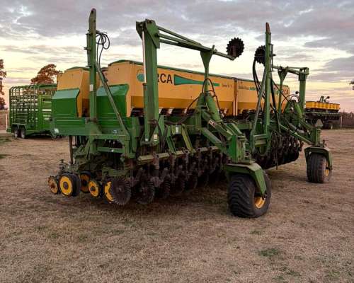 Sembradora Erca Serie V, 37 a 17,5 con Alfalfero
