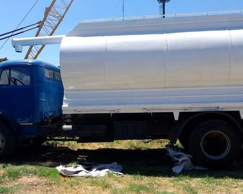 Camion Mercedez Benz Mod. 1114 año 1970 con Tolva