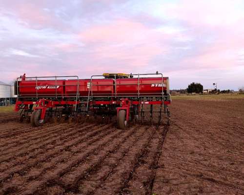 Fertilizadora Incorporadora Syra de 8,40 M