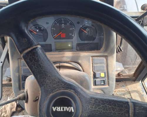 Tractor Valtra BH 160 con Cabina y Climatic