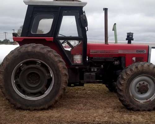 Tractor Massey Ferguson 5160