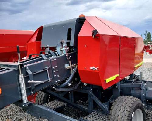 Enfardadora Yomel - Tigra 4047 - Tiro Central