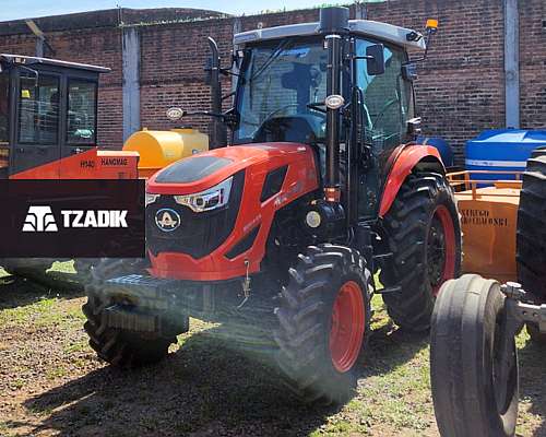 Tractor Hanomag Stark 800 con Cabina