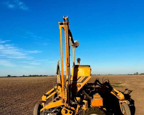 Sembradora Agrometal TX2 18 a 52