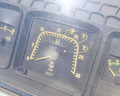 Tractor New Holland Tl85e Doble Tracción – con 3 Puntos