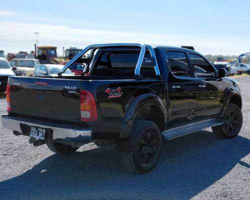 Toyota Hilux SRV 4X4 año 2007 340.000 km