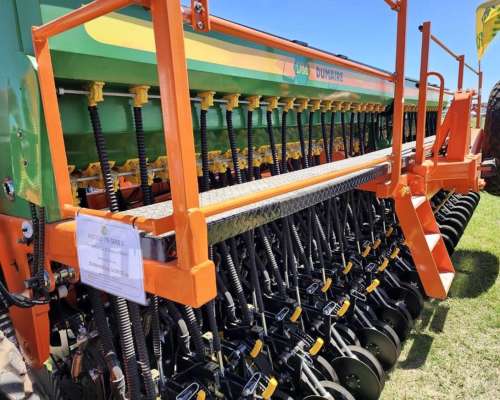 Sembradora Nueva Dumaire 710 Grano Fino de 35 a 19cm Serie 2