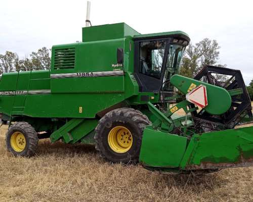 Una John Deere 1185