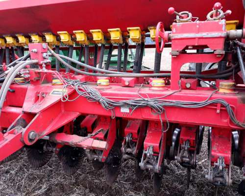 Sembradora Bertini 32.000 Neumatica