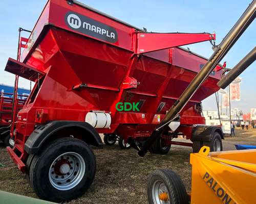 Tolva Semillera y Fertilizante 26.000 Lts. Marpla.