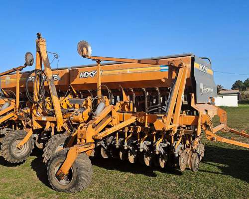 Sembradora Agrometal Mxyii 3717 Kit GG y Monitor