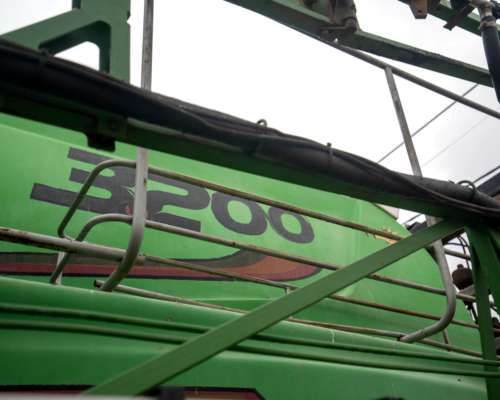 Pulverizadora Metalfor 3200 año 2010