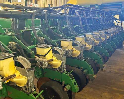 Sembradora John Deere DB66 2011 - 36 a 52 Neumatica