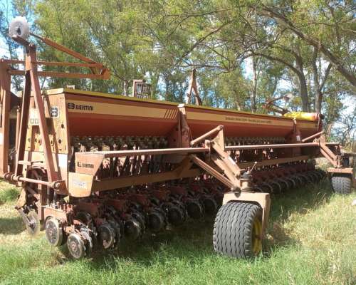 Sembradora Bertini 32000 de Granos Finos