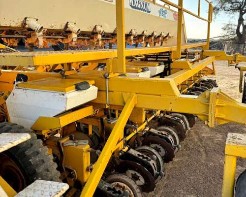 Sembradora Ascanelli Magnum RS 3000