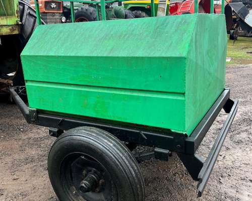 Acoplado Tanque 1000 Lts