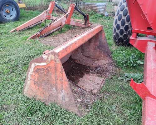 Pala para Tractor en Buen Estado