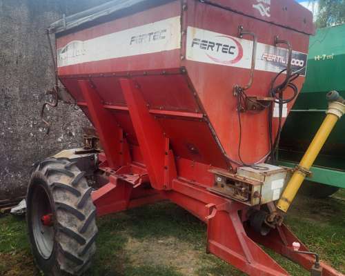 Fertilizadora Fertec Modelo 3000