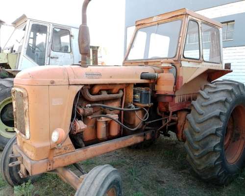 Tractor Fiat 780 R con Arranque Electrico y Cabina