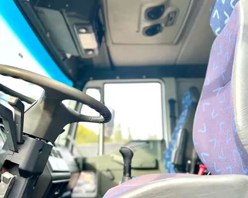 Camión Iveco Tector 170e22 2014 con Carrocería Bi-vuelco