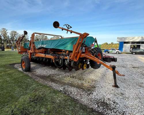 Sembradora Dumaire 33 Líneas Grano Fino