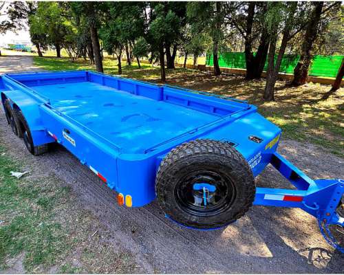 Acoplado Trailer Balancin para Llevar Motos 2000 Kg de 6 Mts