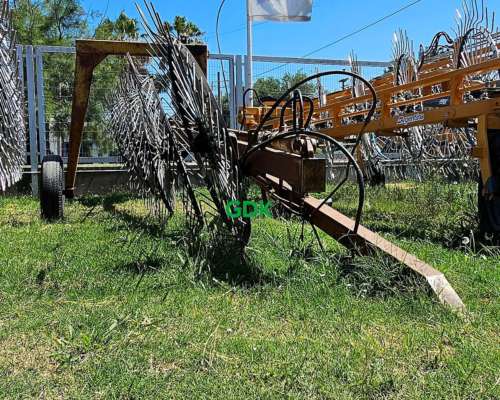 Rastrillo 7 Estrellas Grosspal. Disponible