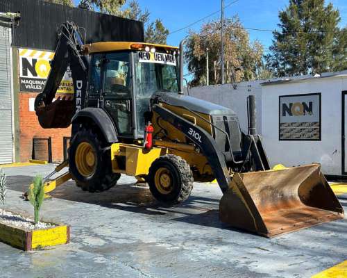 John Deere 310l 4X4 año 2019