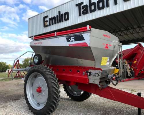 Oportunidad Fertilizadora de Arrastre - F 5000 Serie 6