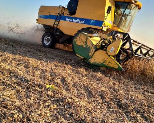 Maquina New Holland 5090