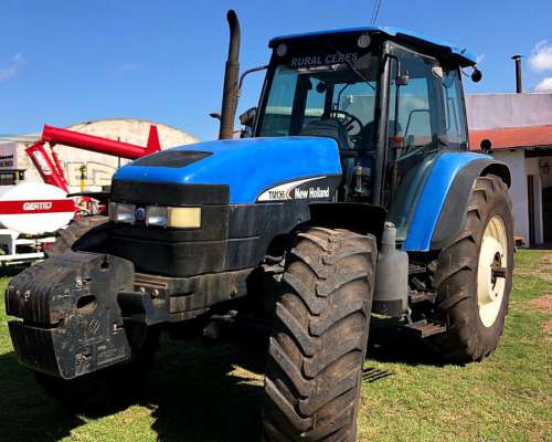 Tractor New Holland TM 135
