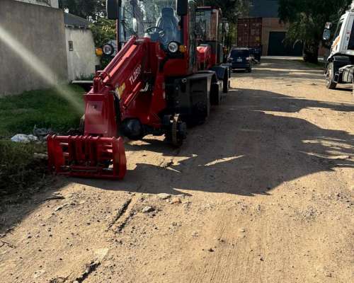 Manipulador Telescopico Taurus Tl2500td con Pinche para Roll