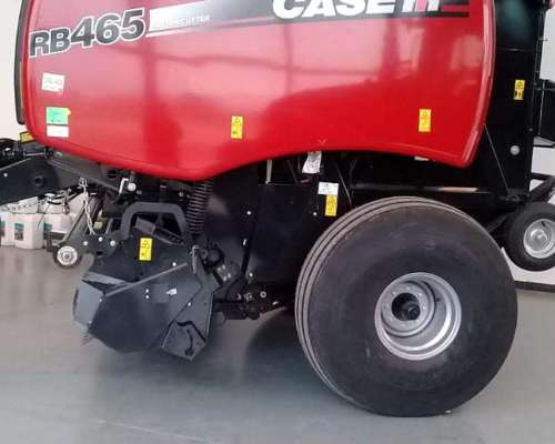 Rotoenfardadora RB 465 con Cutter