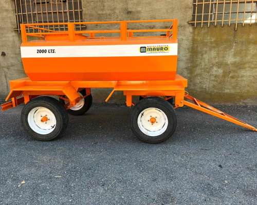 Acoplado Tanque Metálico 2000 Lts sin Bomba