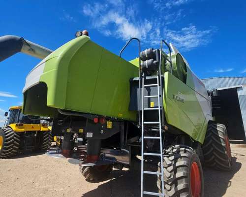 Cosechadora Claas Tucano 560 - Plataforma 30 Pies - Unica