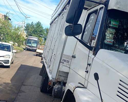 Camion Mercedez Benz 1215 Modelo 1994 VTV al DÍA