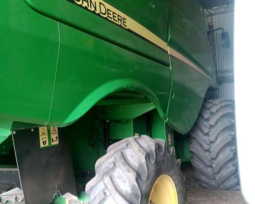 Cosechadora John Deere S550