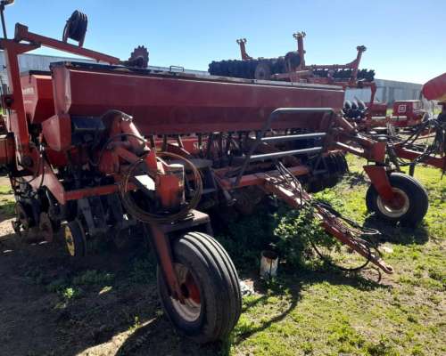 Sembradora de Granos Finos Super Walter W326 de 26 a 17.55cm