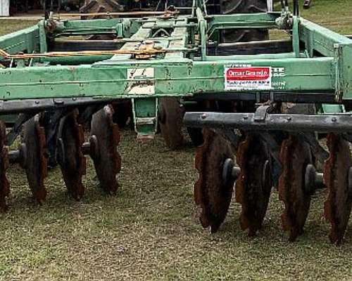 Rastra Descencontrada Pesada 32 Discos Agromec