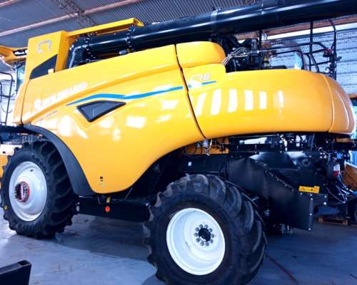Cosechadora New Holland CR 6