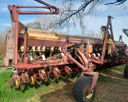 Sembradora Bertini 32000 - 16 a 52 Neumatica - Fert en Linea