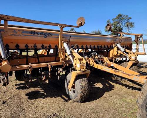 Sembradora Agrometal TX Mega Mecánica de 13 a 52 cm Grueso