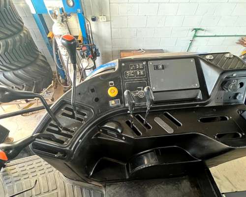 Tractor New Holland TM 150 Rops, Caja Mecánica, Mod 2006