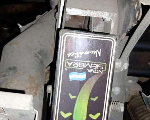 Sembradora Dumaire 810. muy Buen Estado.