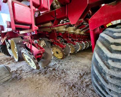 Sembradora Giorgi Precisa 8000 14/52 - 2008